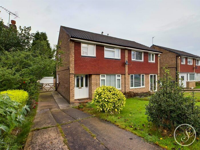 3 Bedroom Semi-Detached House To Rent In Wentworth Crescent, Alwoodley, Leeds, LS17