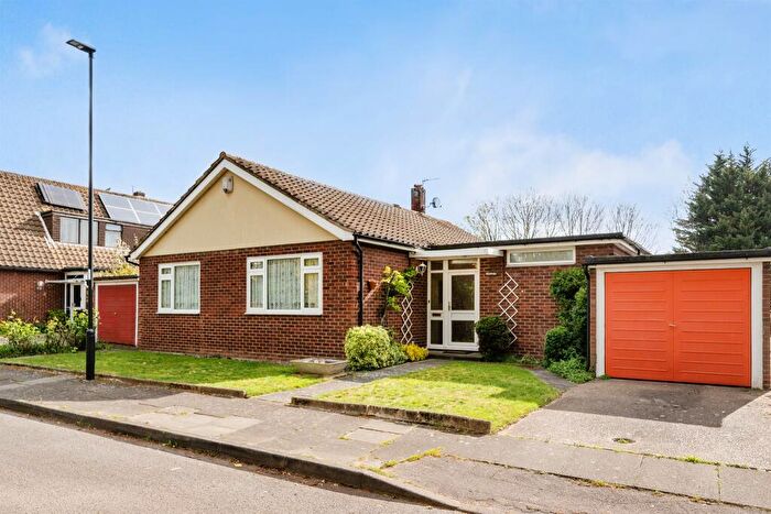 3 Bedroom Detached Bungalow For Sale In Orchardmede, London, N21