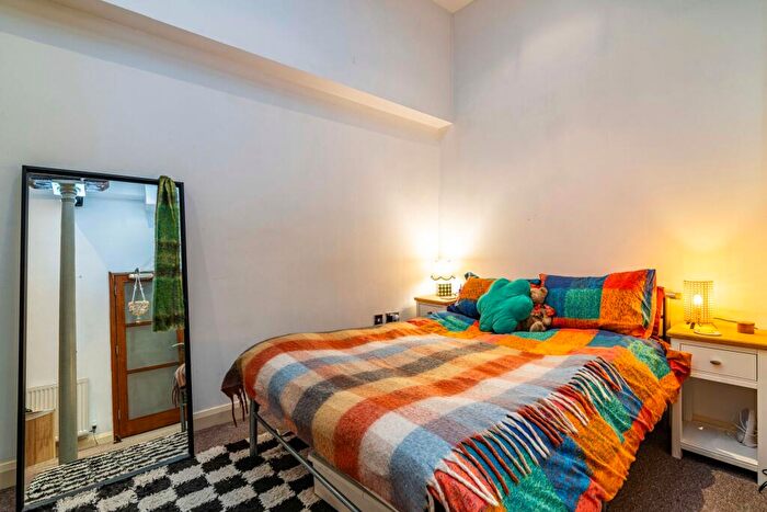 1 Bedroom Flat For Sale In Derby Road, The Cigar Factory, NG7
