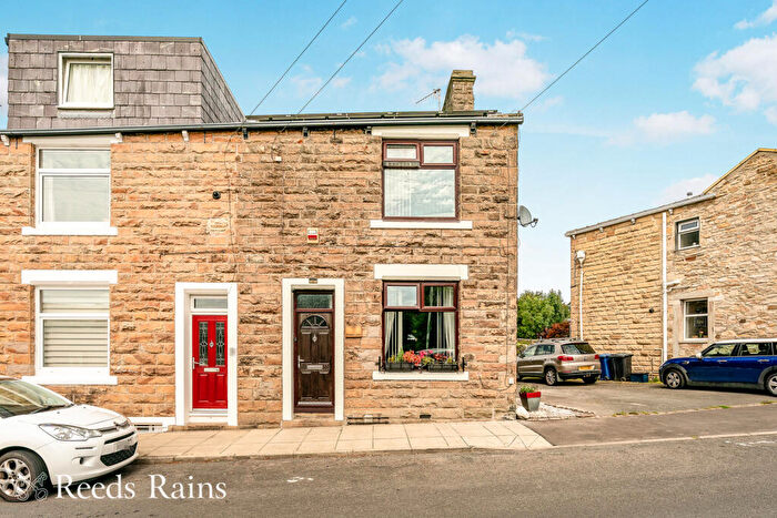 3 Bedroom End Of Terrace House For Sale In Mount Lane, Cliviger, Burnley, Lancashire, BB10