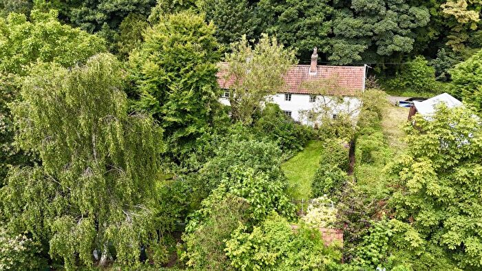 3 Bedroom Semi-Detached House For Sale In Park Lane, Saxby-All-Saints, Brigg, DN20