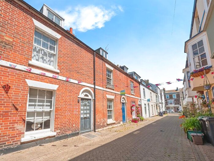 3 Bedroom Terraced House For Sale In Wesley Street, Weymouth, DT4