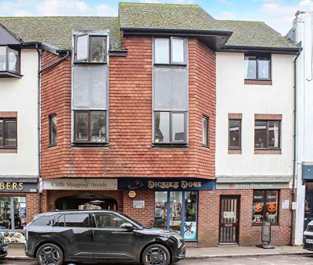 1 Bedroom Maisonette For Sale In Cliffe High Street, Lewes, BN7