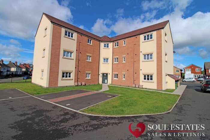 2 Bedroom Flat To Rent In Gospel Oak Road, Ocker Hill, Tipton DY4