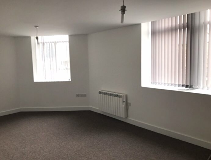 1 Bedroom Apartment To Rent In Courier House, King Cross Street, Halifax, West Yorkshire, HX1