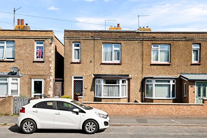 3 Bedroom Semi Detached House For Sale In Dymchurch Road, Hythe, CT21
