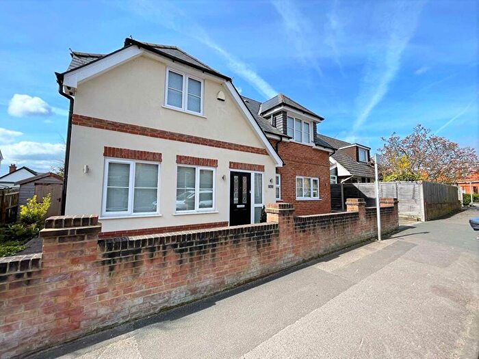 2 Bedroom Detached House To Rent In Upper Street, Fleet, GU51