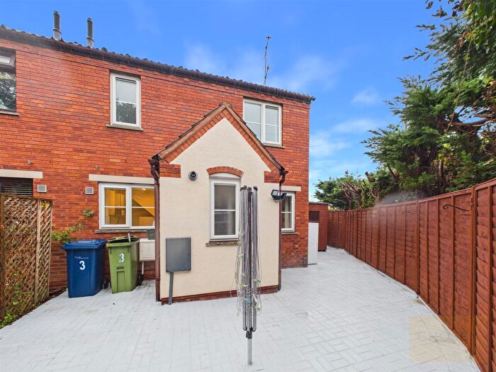 1 Bedroom Terraced House For Sale In Calendula Court, Churchdown, Gloucester, GL3