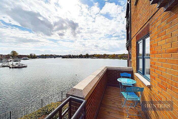 2 Bedroom Flat To Rent In Riverdene Place, Southampton, SO18