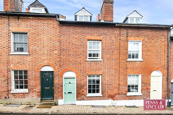 2 Bedroom Terraced House For Sale In Gravel Hill, RG9