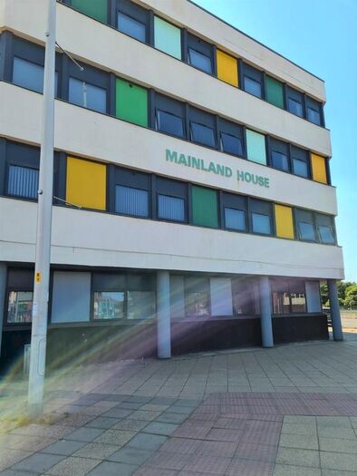 2 Bedroom Flat To Rent In Mainland House, Stanley Road, Bootle, L20