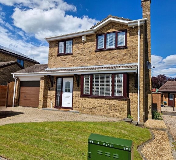 3 Bedroom Detached House To Rent In Manor Road, Rothwell, Kettering, Northants, NN14
