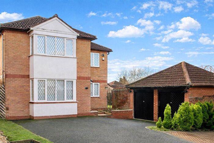4 Bedroom Detached House For Sale In Eddington Court, Emerson Valley, Milton Keynes, MK4