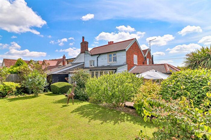 3 Bedroom Cottage For Sale In Duke Street, Hintlesham, IP8