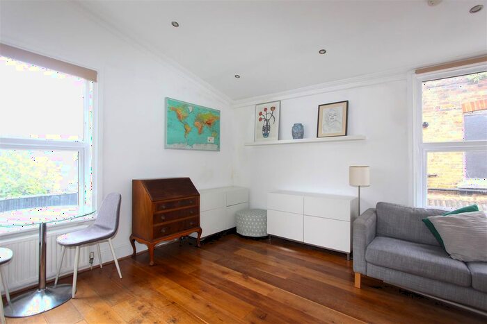 Studio To Rent In Nelson Road, Crouch End, N8