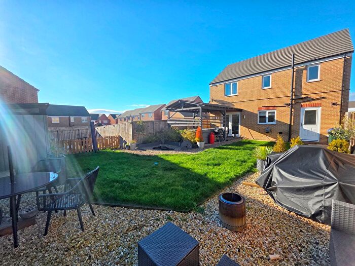 4 Bedroom Detached House For Sale In Lundhill Drive, Wombwell, Barnsley, S73