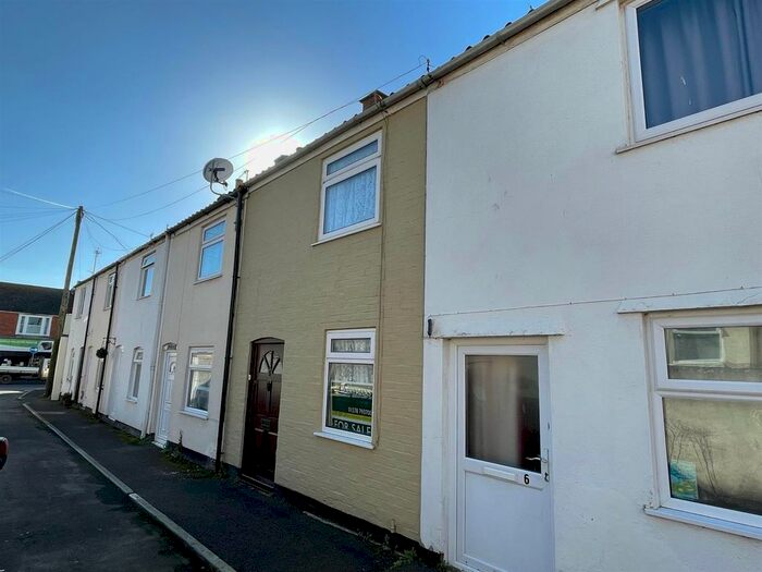 2 Bedroom Cottage For Sale In Cottage Row, High Street, Burnham-On-Sea, TA8