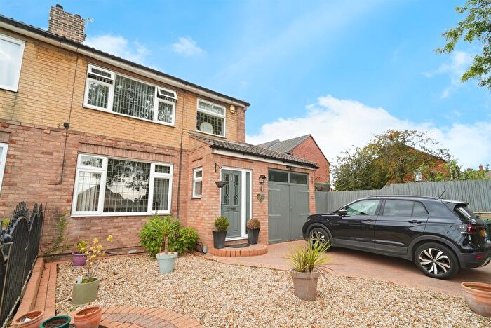 3 Bedroom Semi-Detached House For Sale In Richard Road, Darton, Barnsley, S75
