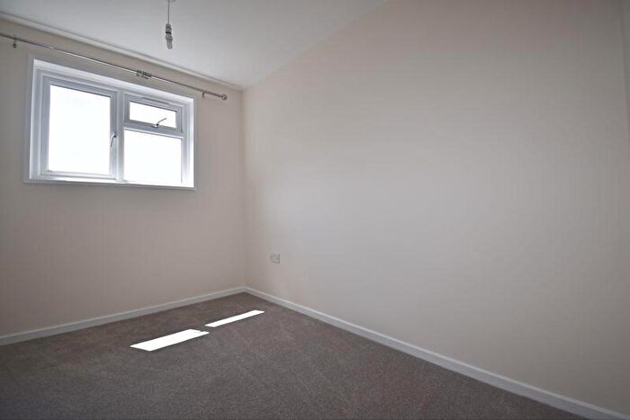 4 Bedroom Detached House To Rent In Keats Close, Basingstoke, RG24