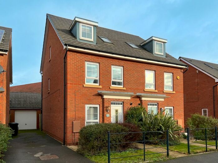 3 Bedroom Semi-Detached House To Rent In Peregrine Way, Warwick, Warwickshire, CV34