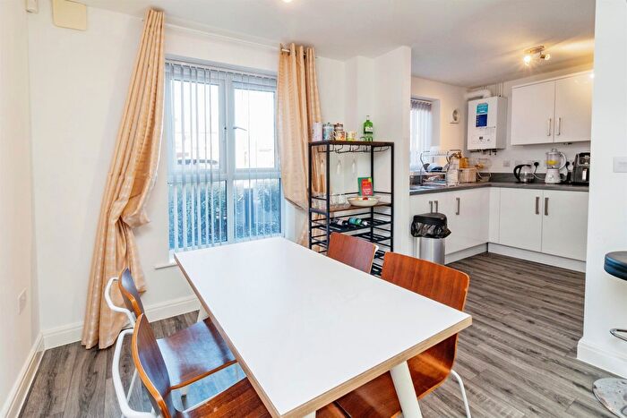 2 Bedroom Flat For Sale In Four Marks Close, Broughton, Milton Keynes, MK10