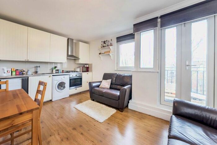 4 Bedroom Flat To Rent In Hunton Street, London E1