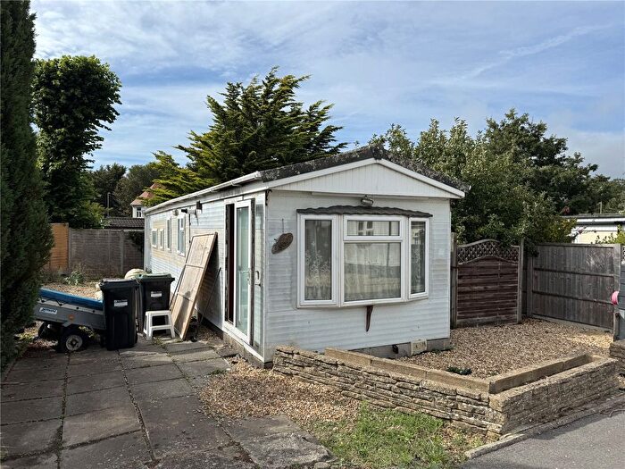 1 Bedroom Park Home For Sale In Field Place, Naish Estate, Barton On Sea, BH25