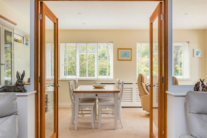 3 Bedroom Bungalow For Sale In Fernhurst Drive, Goring-By-Sea, BN12