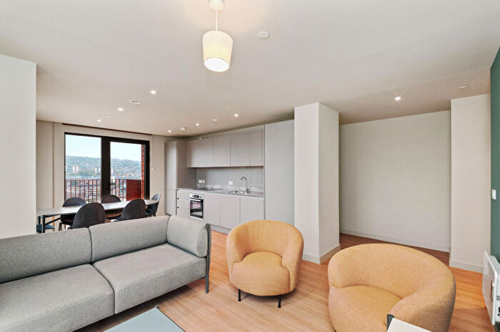 3 Bedroom Apartment To Rent In Apartment Haft Works, Soho Yard, Sheffield, S3