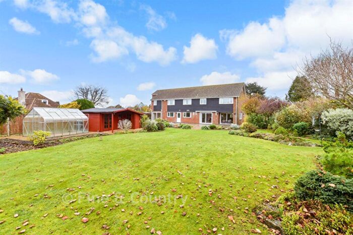 5 Bedroom Detached House For Sale In Bridleway, Whitfield, Dover, Kent, CT16