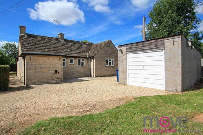 3 Bedroom Detached Bungalow To Rent In Elmstone Hardwicke, Cheltenham, GL51