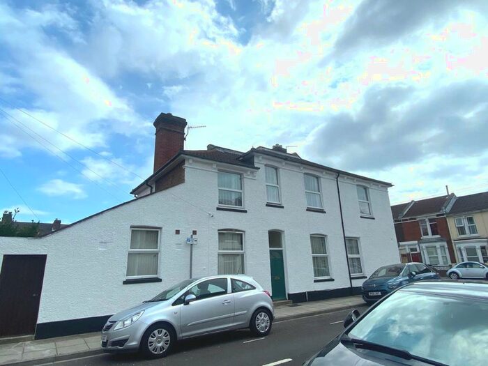 1 Bedroom House To Rent In Delamere Road, Southsea, PO4