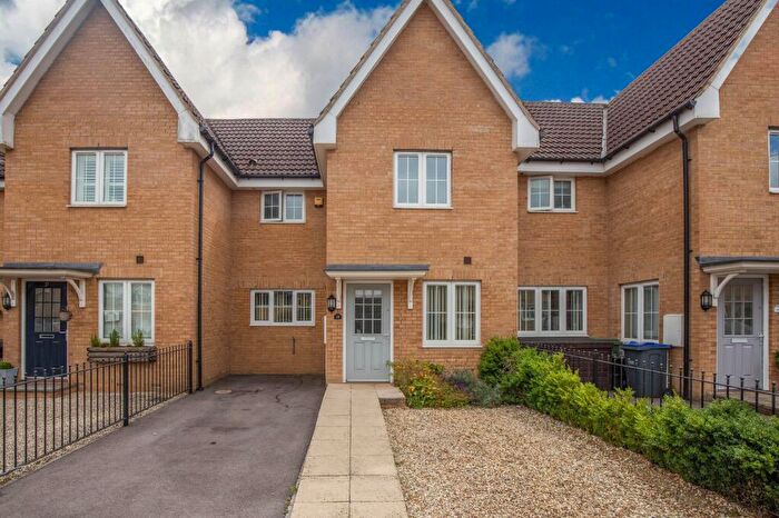 3 Bedroom Terraced House For Sale In Old Alexander Road, Malmesbury, SN16