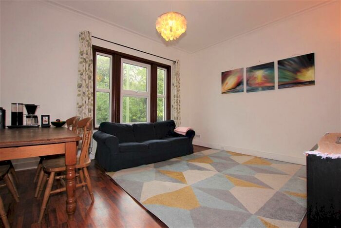 2 Bedroom Flat To Rent In Friern Barnet Road, Friern Barnet, N11
