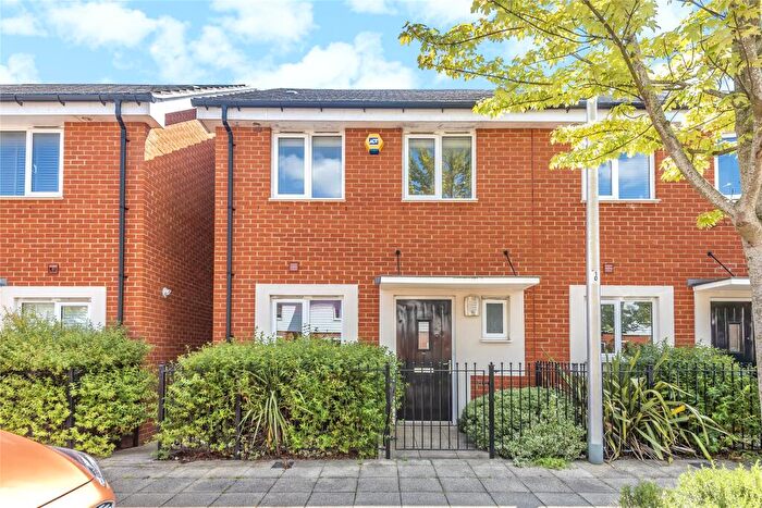 3 Bedroom End Of Terrace House To Rent In St Agnes Way, Reading, Berkshire, RG2