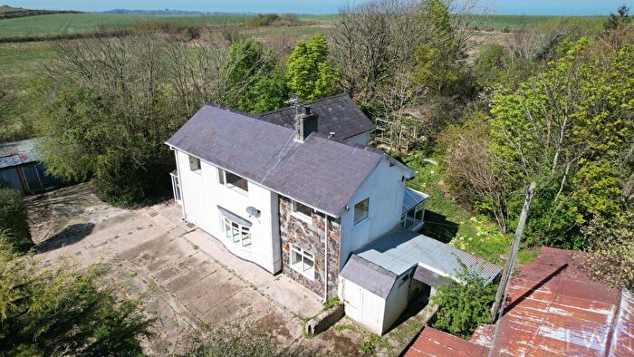 3 Bedroom Detached House For Sale In Cil Llidiart, Dinas - . Acres, LL53