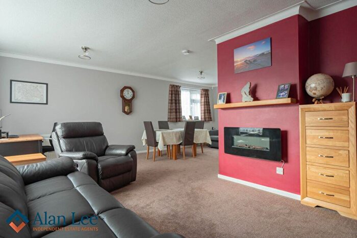 4 Bedroom Detached House For Sale In Badger Road, Tytherington, SK10