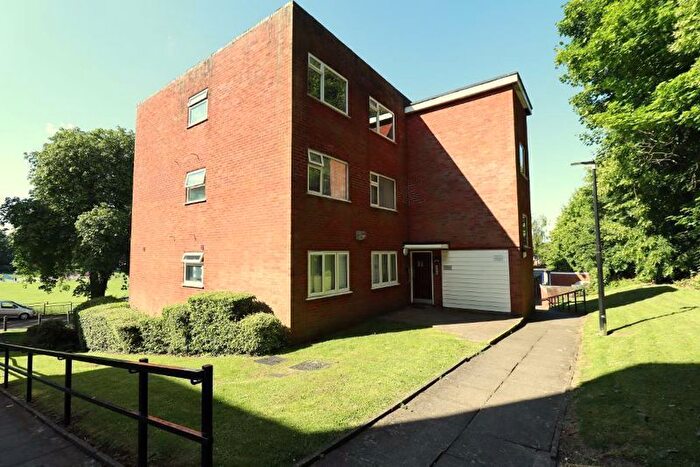 2 Bedroom Property To Rent In Arden Place, Luton, LU2