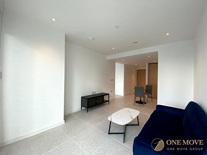 Studio To Rent In Cendal Crescent, Bouchon Point, E1