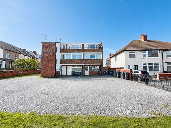 1 Bedroom Apartment For Sale In Cliff Court, Blackpool, Bispham, FY2