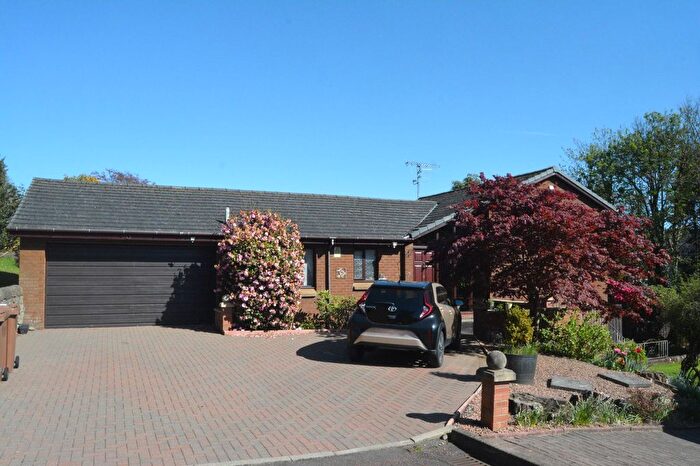 3 Bedroom Detached House For Sale In Mayfield Mews, Falkirk, FK1
