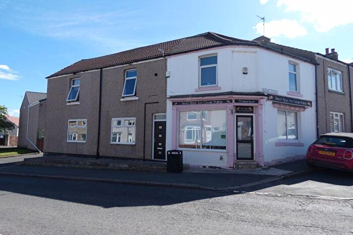 2 Bedroom Flat For Sale In Durham Road, Spennymoor, DL16