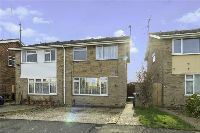 3 Bedroom Semi-Detached House To Rent In Severn Court, Burton Latimer, NN15