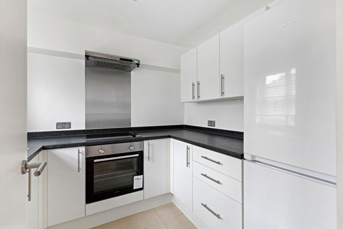 2 Bedroom Flat To Rent In Conifer Way, Wembley, HA0