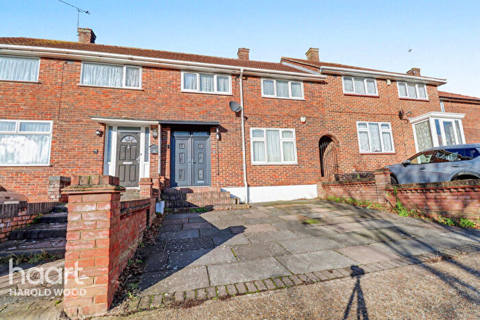 3 Bedroom Terraced House For Sale In Ashbourne Road, Noak Hill, RM3