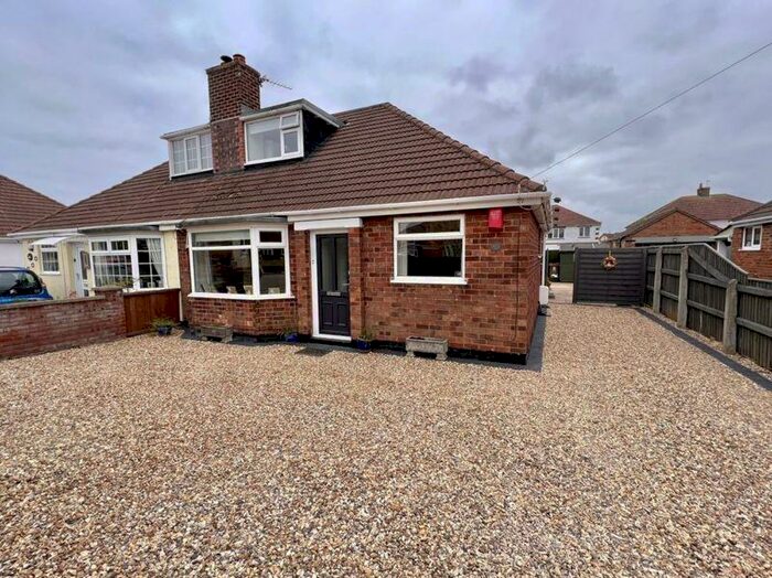 2 Bedroom Bungalow To Rent In Beatty Avenue, Scartho, DN33