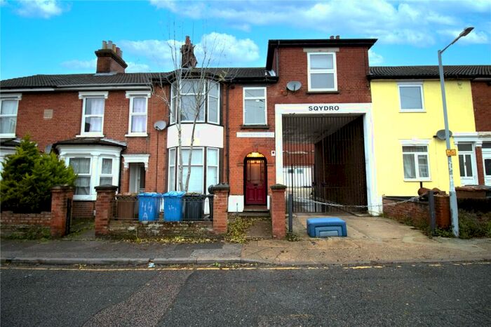 3 Bedroom Apartment To Rent In Brooks Hall Road, Ipswich, Suffolk, IP1