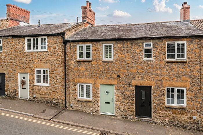 2 Bedroom Terraced House For Sale In East Street, Ilminster, TA19