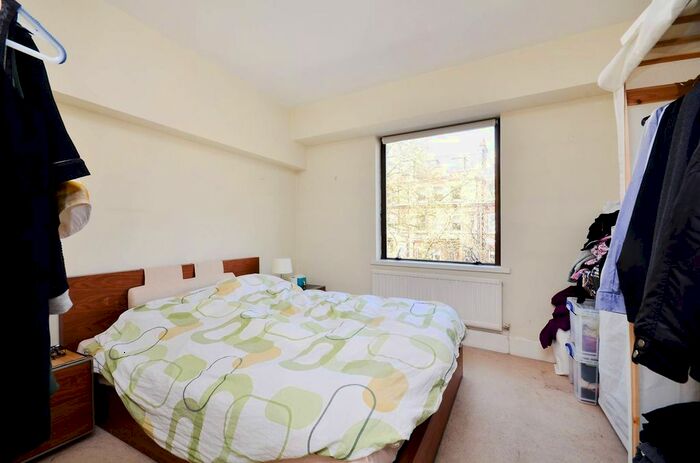 1 Bedroom Flat To Rent In Roland Gardens, South Kensington, London, SW7