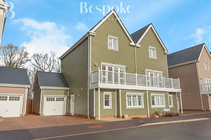 5 Bedroom Semi Detached House For Sale In Maine Street, Reading, RG2